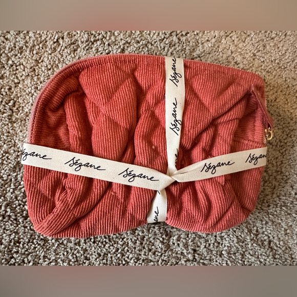 NWT Sézane Salmon Corduroy Pouch - Picture 2 of 2
